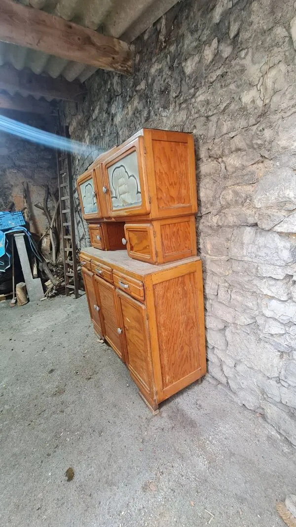 Illustration numéro 4 du produit Meuble Mado