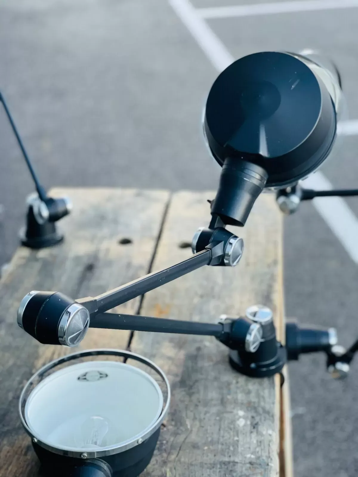 Illustration numéro 4 du produit 1960’ lampe de bureau atelier articulée Jieldé industrielle