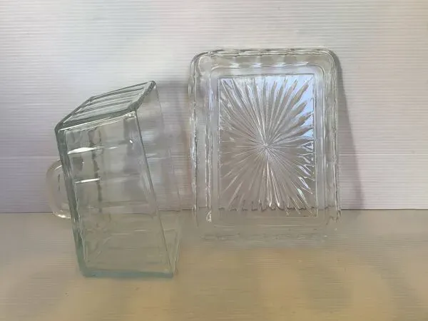 Illustration numéro 4 du produit Beurrier à cloche art déco