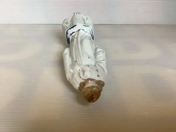 Illustration numéro 4 du produit Ancienne statuette religieuse