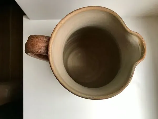 Illustration numéro 4 du produit Pichet en grès marron Digoin Sarreguemines vintage