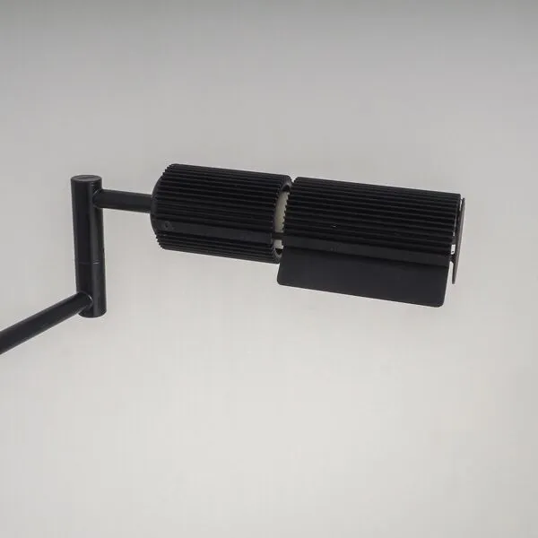 Illustration numéro 4 du produit Lampe sur pied Haloprofil 878HR par Viktor Frauenknecht pour Swiss Lamps