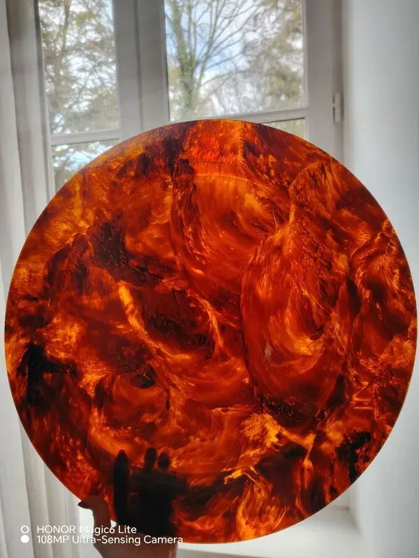 Illustration numéro 4 du produit Plateau écaille tortue