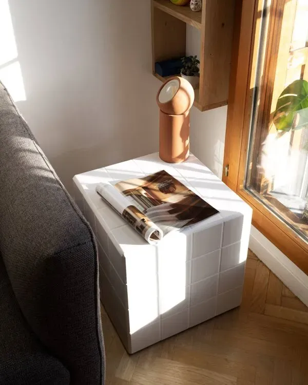 Illustration numéro 4 du produit Cube-Table d'appoint-Table de chevet-Carreaux-Céramique-Blanc-Brillant