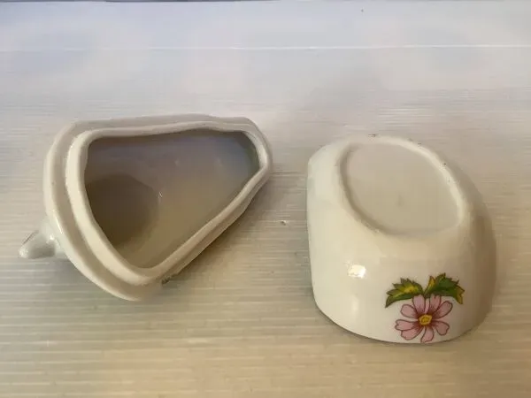 Illustration numéro 4 du produit Petit oiseau vide poche baguier papillons et fleurs