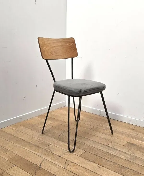 Illustration numéro 4 du produit Suite de 4 chaises industrielles, Manufactori