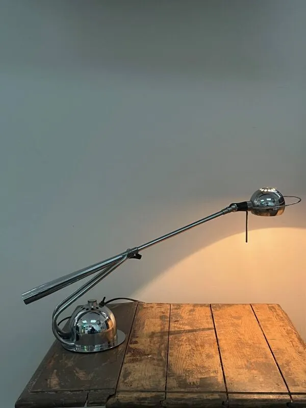 Illustration numéro 4 du produit Lampe de bureau vintage Aluminor