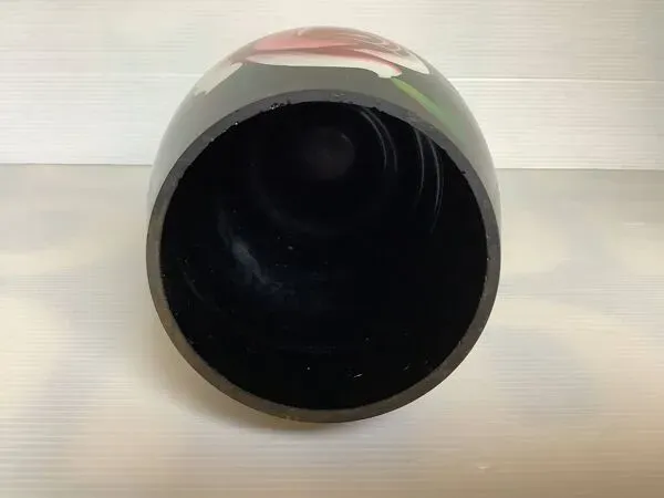 Illustration numéro 4 du produit Vase opaline décoré à la main