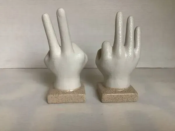 Illustration numéro 4 du produit Paire de baguiers