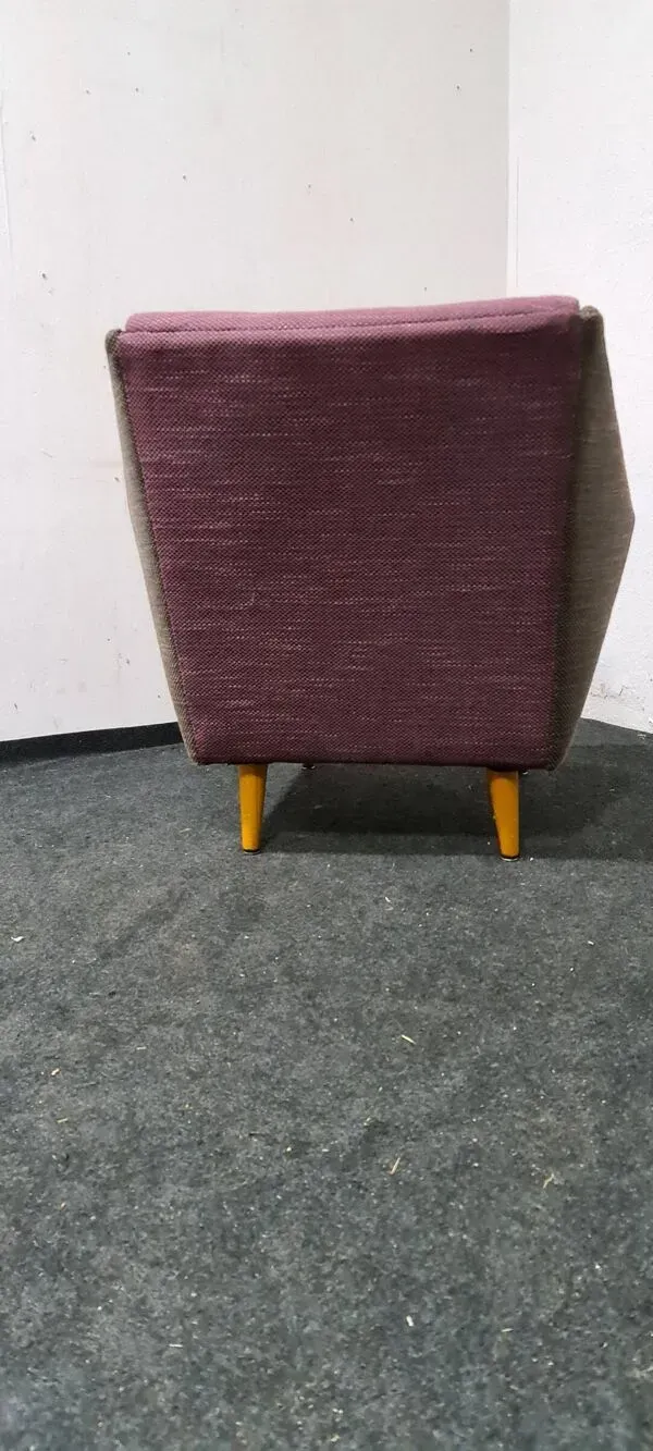 Illustration numéro 4 du produit Fauteuil club