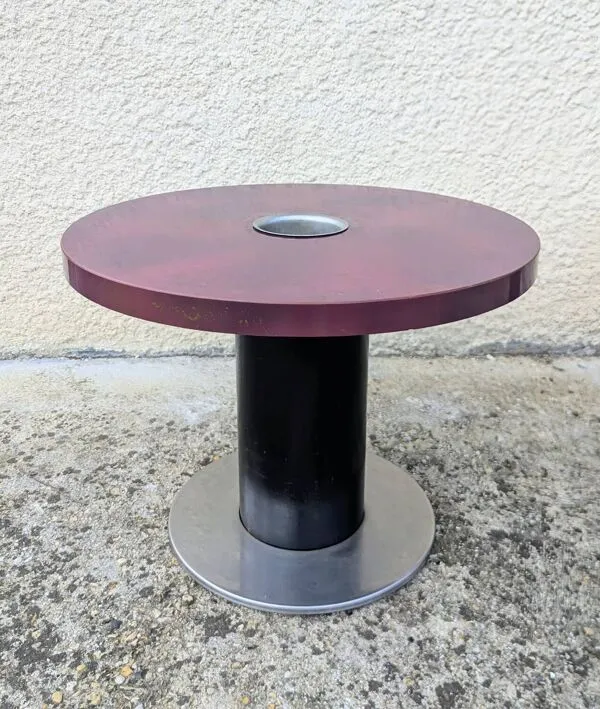 Illustration numéro 4 du produit Table basse vintage années 70 avec rafraîchisseur intégré – esprit lou