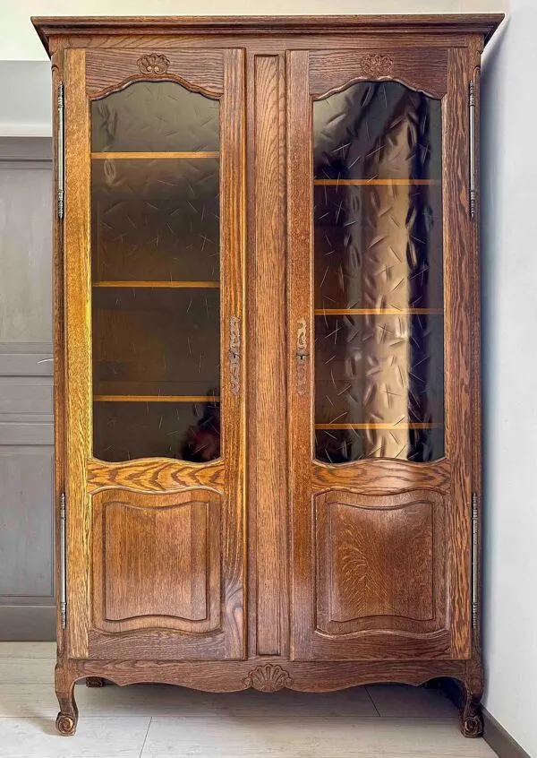 Illustration numéro 4 du produit Bibliothèque en chêne massif - Marque Riskoff