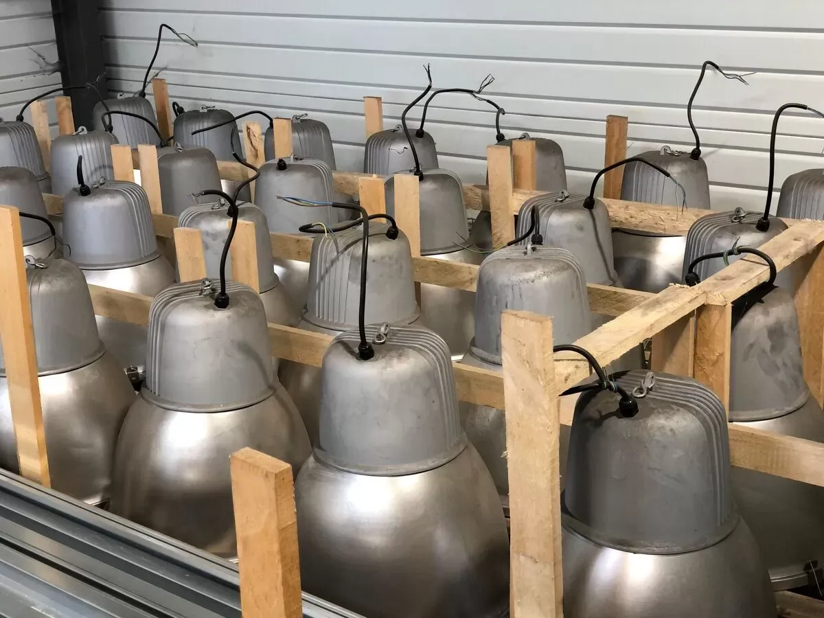 Illustration numéro 4 du produit Luminaires industriels