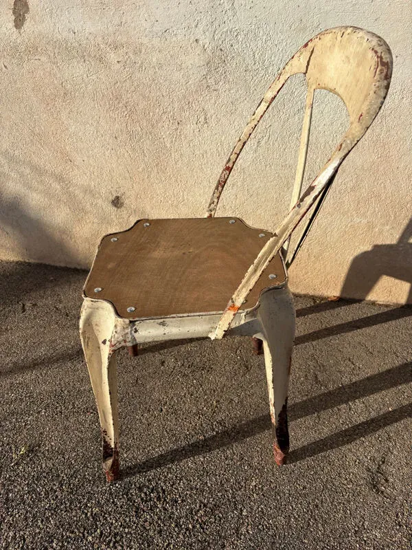 Illustration numéro 4 du produit Chaise bistrot tôle J. Mathieu