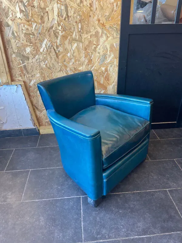 Illustration numéro 4 du produit Fauteuil club