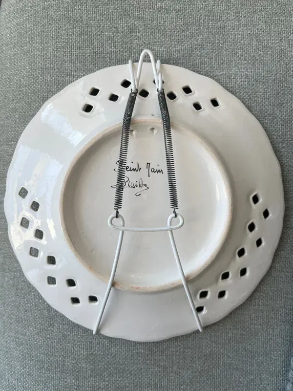 Illustration numéro 4 du produit Decorative Ceramic Plate