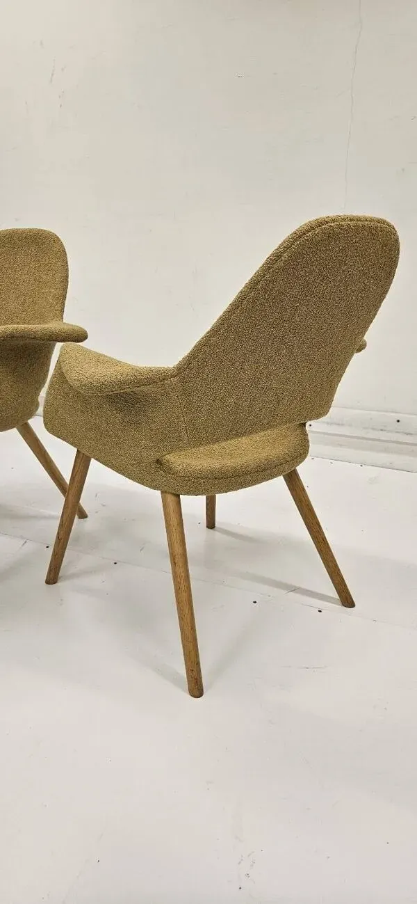 Illustration numéro 4 du produit Chaise Boucle Charles Eames Organic de Vitra