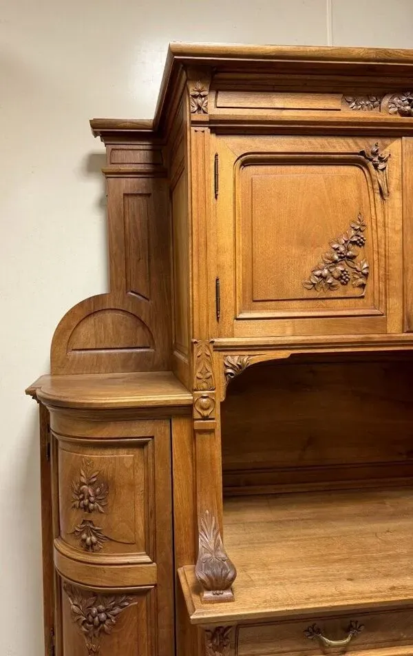 Illustration numéro 4 du produit D'après Gauthier Poinsignon Buffet époque Art Nouveau Ecole de Nancy