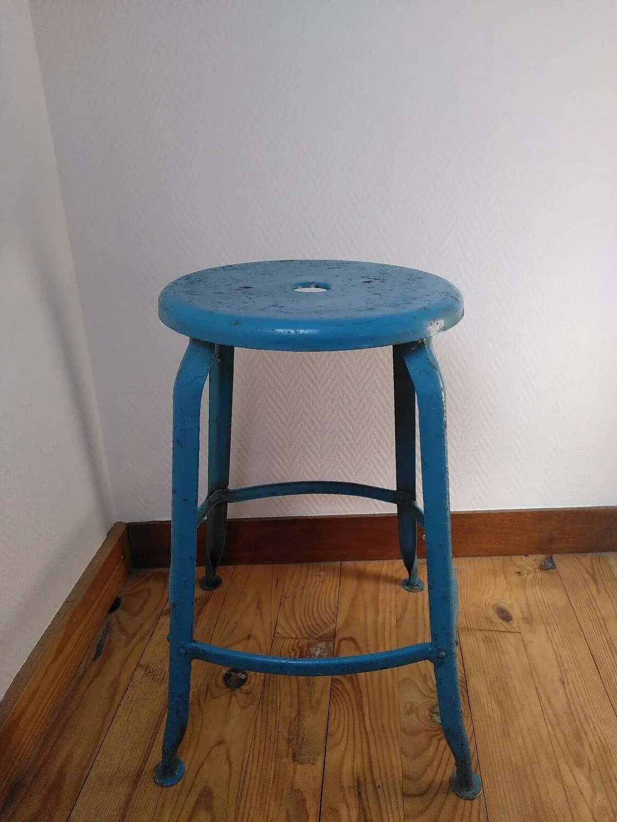 Illustration numéro 4 du produit Tabouret d'atelier Nicolle