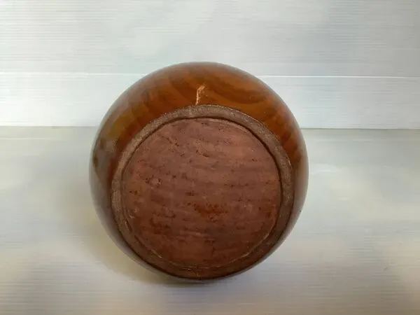 Illustration numéro 4 du produit Bougeoir en bois vernis