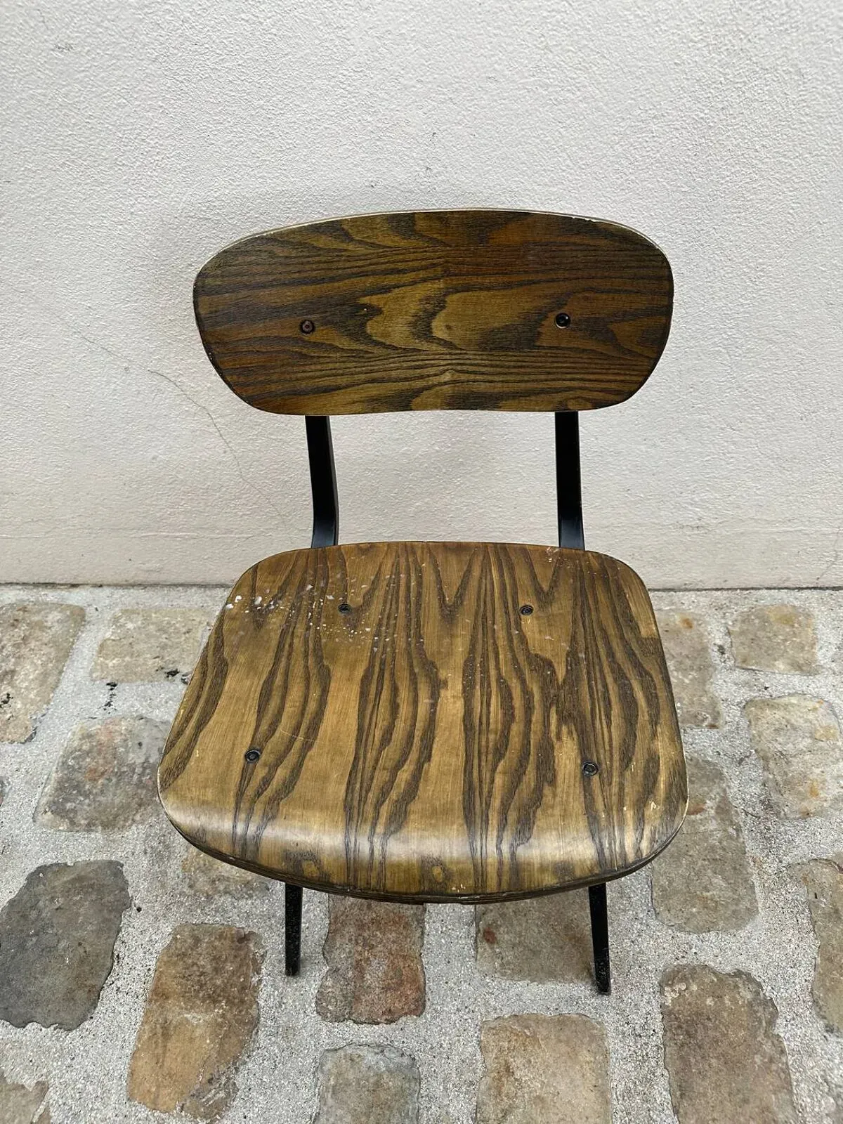 Illustration numéro 4 du produit 2 chaises style industriel en bois et métal