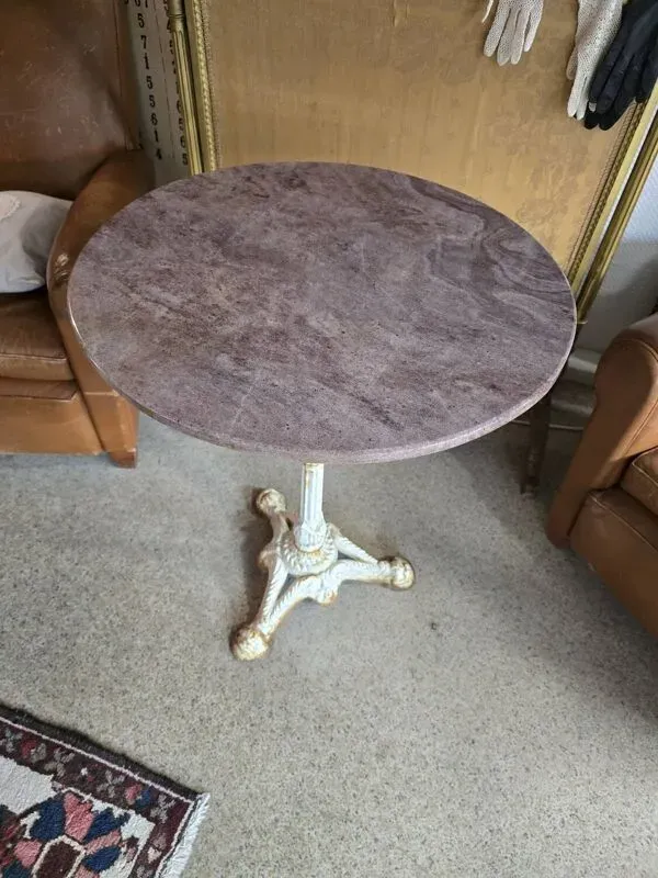 Illustration numéro 4 du produit Table bistrot