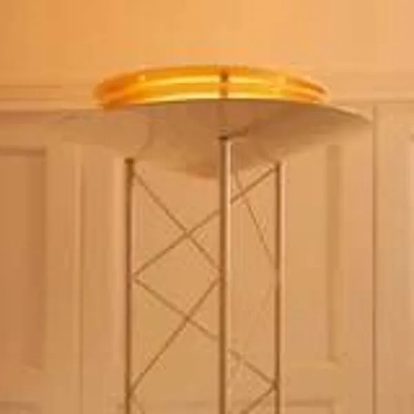 Illustration numéro 4 du produit Lampadaire Alta Lite