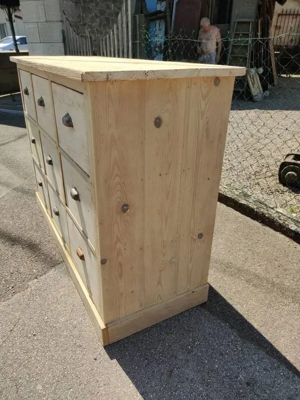 Illustration numéro 4 du produit Meuble de métier 9 tiroirs