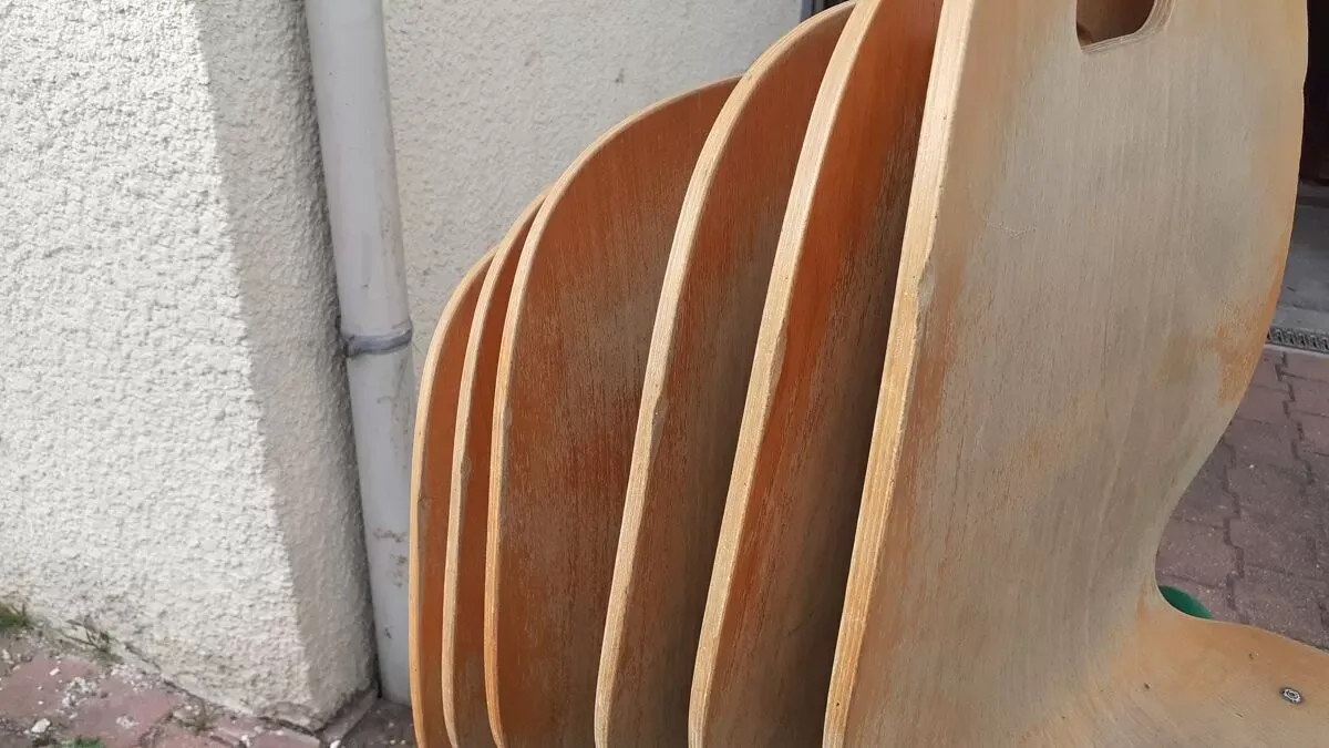 Illustration numéro 4 du produit Chaises d'école lot de 6