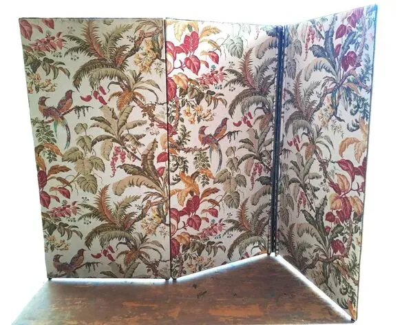 Illustration numéro 4 du produit Paravent Tapissier 30'S France toile imprimée XX style classique 3 volets