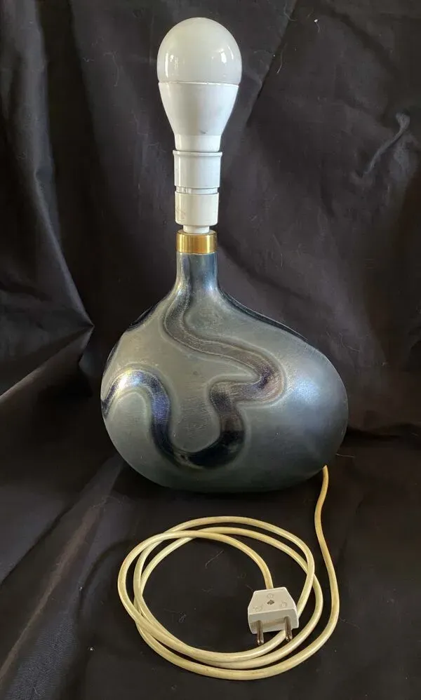 Illustration numéro 4 du produit ‌Lampe de bureau asymétrique par Michael Bang (1944-2013) pour Holmegaard, Danemark, 1970s