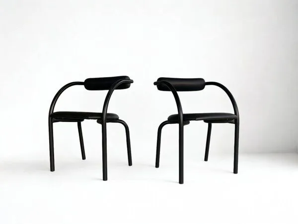 Illustration numéro 4 du produit 5 chaises design modernistes de Xcol