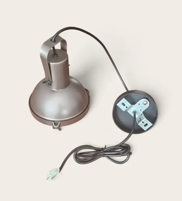 Illustration numéro 4 du produit Lampe suspension Design Le Corbusier 1954 - Éditeur Nemo Cassina