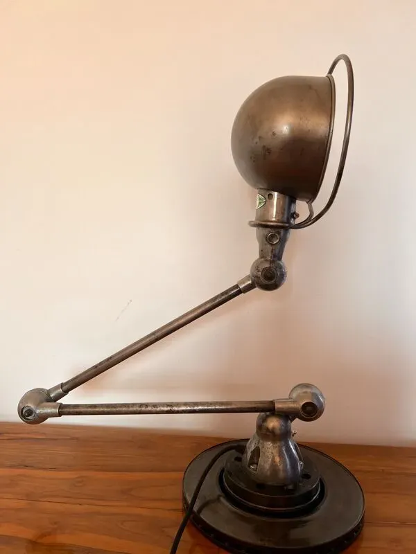 Illustration numéro 4 du produit Lampe Jieldé