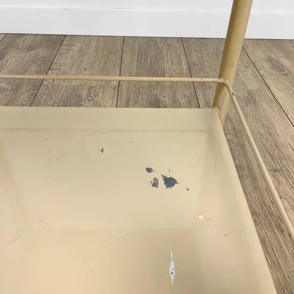 Illustration numéro 4 du produit Étagère métal tubulaire Éducation Nationale années 50