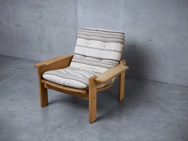 Illustration numéro 4 du produit Fauteuil scandinave bois massif, par Y. Ekstrom - Vintage 1970