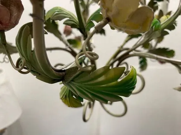 Illustration numéro 4 du produit Lustre italien en céramique tole avec rosace, années 1960