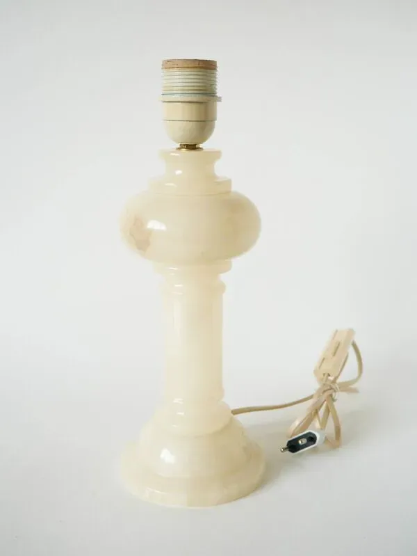 Illustration numéro 4 du produit Pied de lampe en albâtre 1970