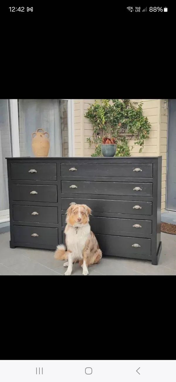 Illustration numéro 4 du produit Meuble de métier rénové