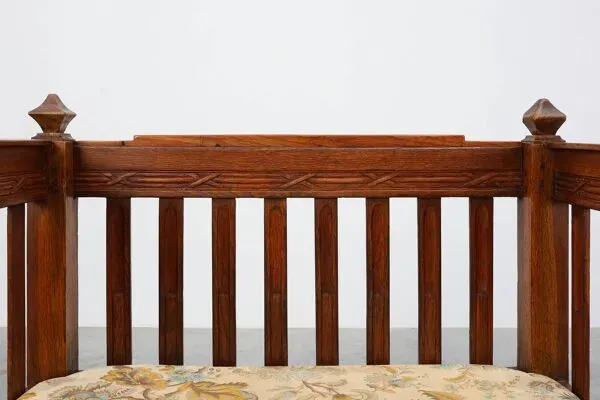 Illustration numéro 4 du produit Banc en chêne Arts & Crafts, Belgique vers 1915