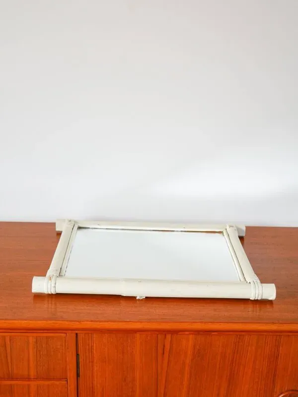 Illustration numéro 4 du produit Miroir de barbier en bois effet bambou blanc 44 x 40 cm