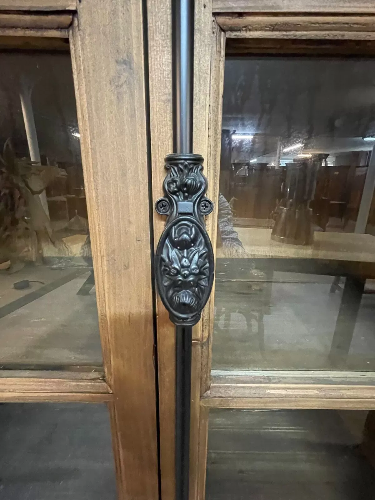 Illustration numéro 4 du produit Bibliothèque à crémone