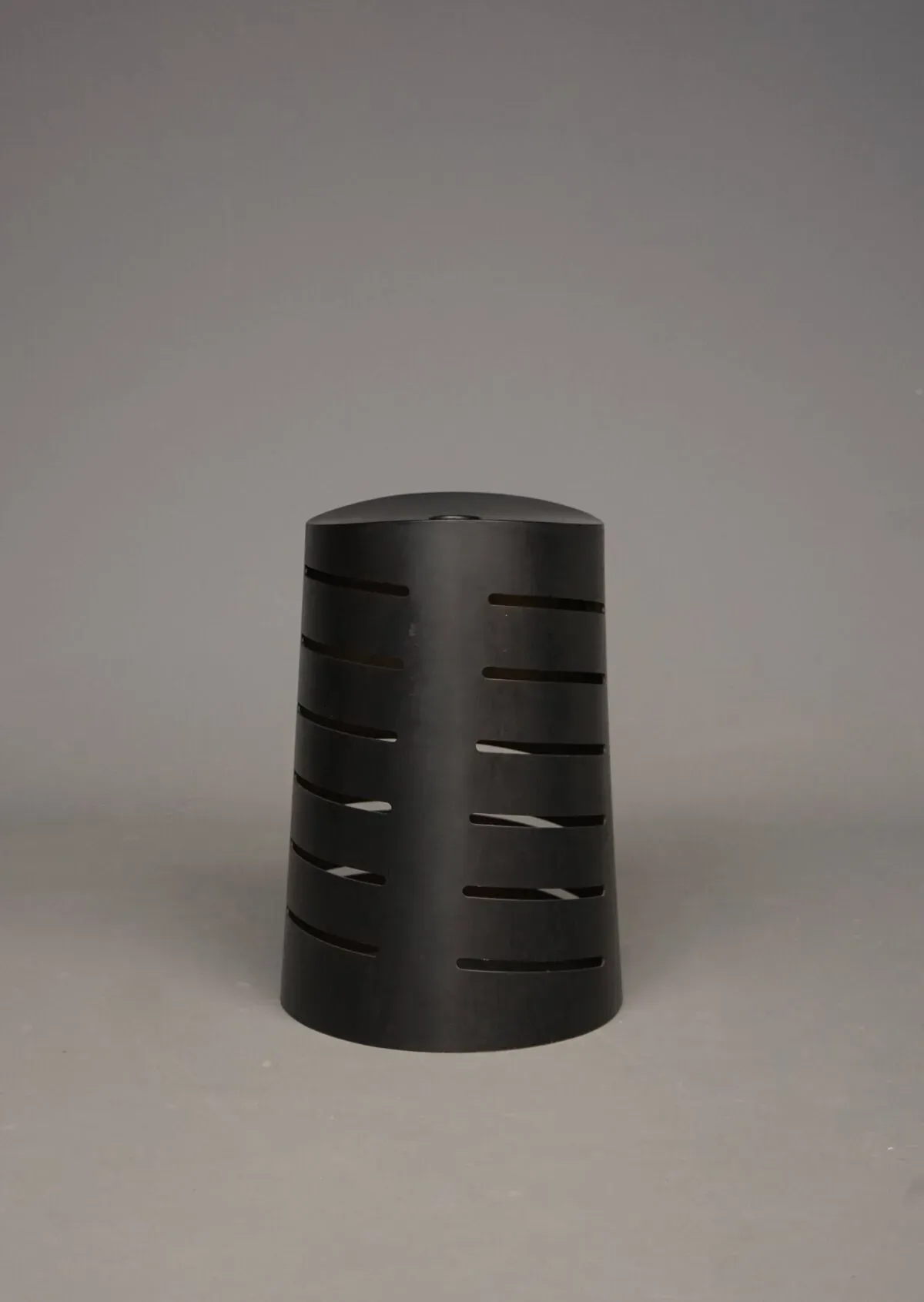 Illustration numéro 4 du produit Tabouret en contreplaqué TC de Ruud Jan Kokke pour Spectrum. Années 1980