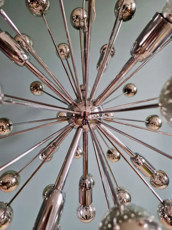 Illustration numéro 4 du produit Lustre Sputnik en métal chromé, design Space Age, 1960