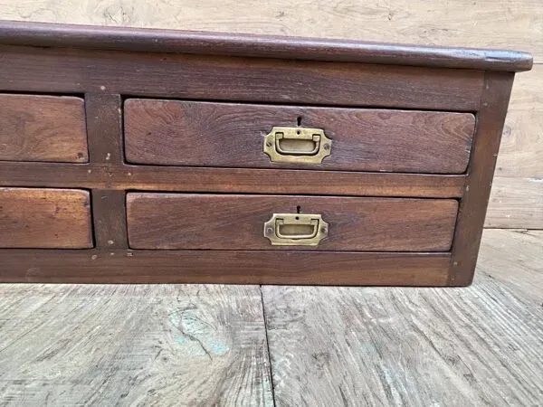 Illustration numéro 4 du produit Meuble de métier en teck birman