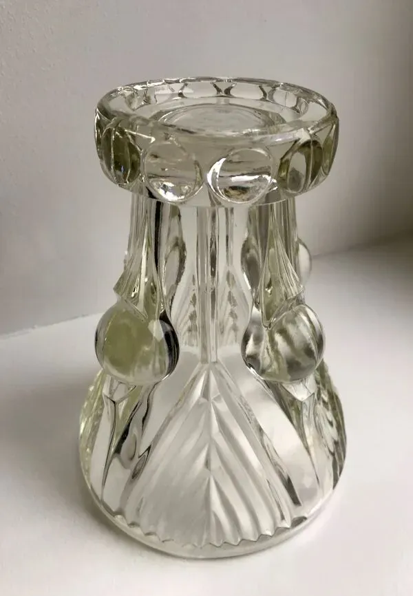 Illustration numéro 4 du produit Vase en cristal art déco années 30