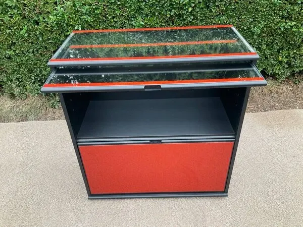 Illustration numéro 4 du produit Meuble de bar design Ludovico Acerbis années 80