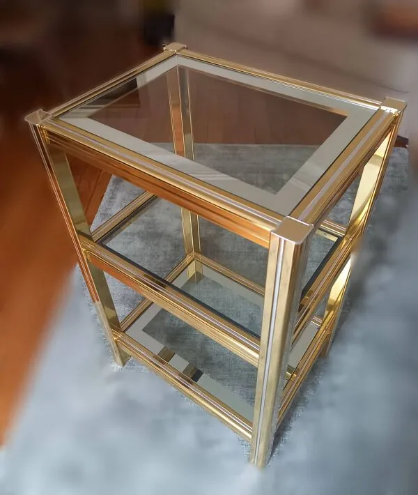 Illustration numéro 4 du produit Petite desserte/ bout de canapé, style Hollywood regency