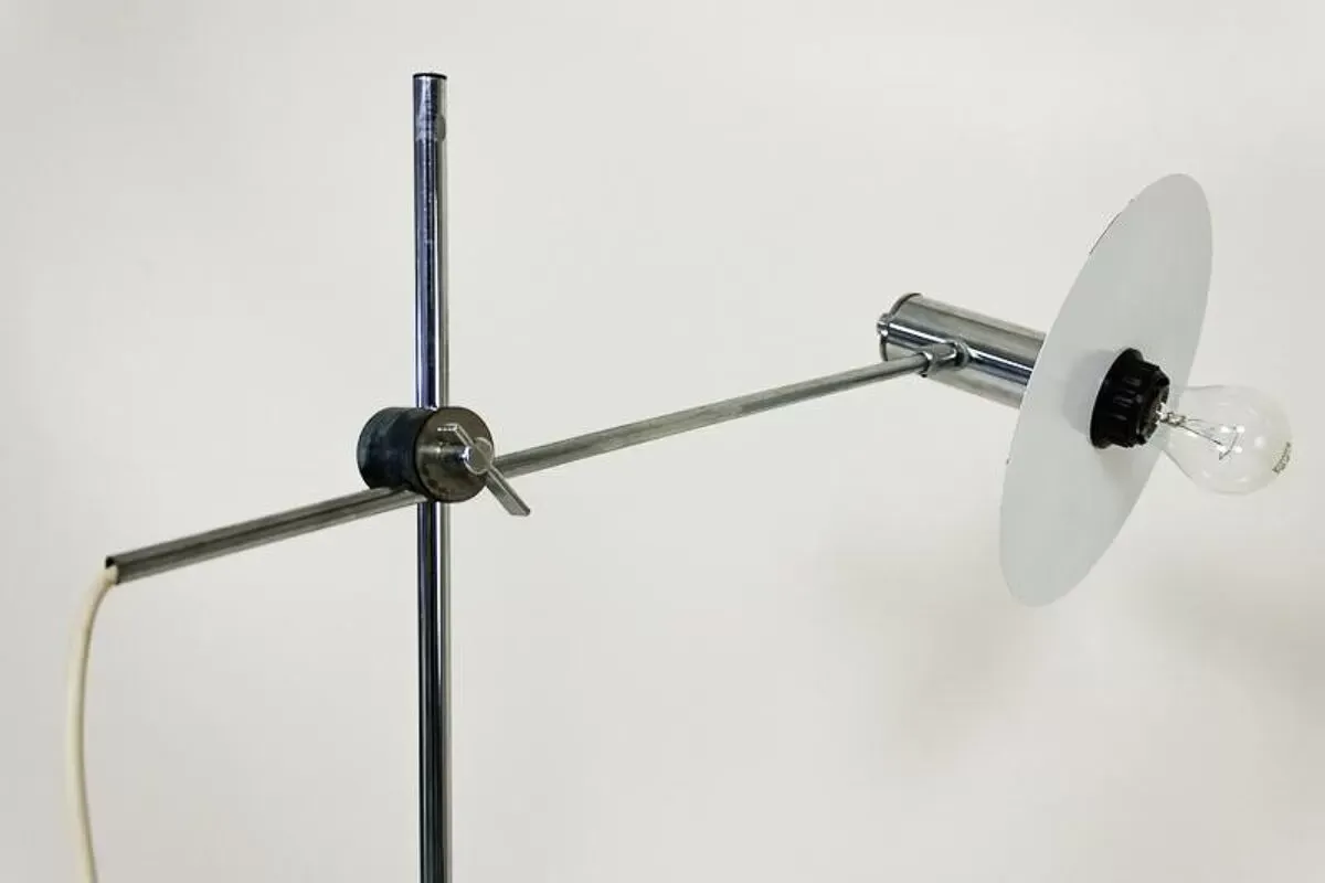 Illustration numéro 4 du produit Lampadaire mid century de Herda 1960s