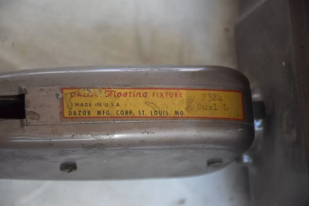 Illustration numéro 4 du produit Luminaire industriel Dazor